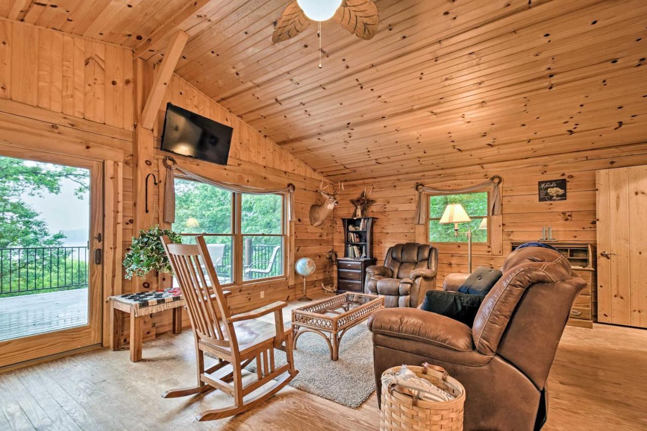Cozy Amish Country Cabin on Shipshewana Lake! Zewnętrze zdjęcie