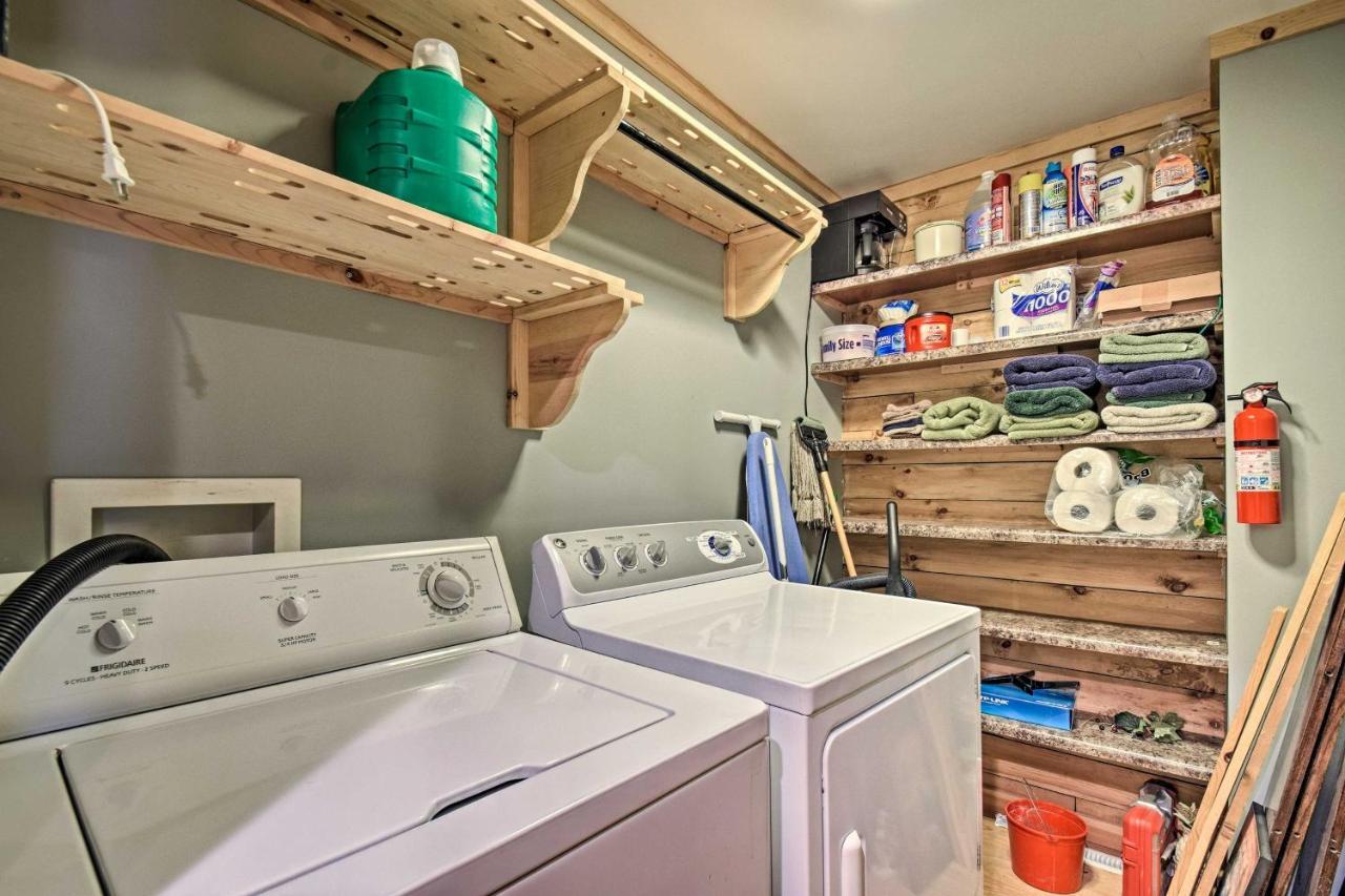 Cozy Amish Country Cabin on Shipshewana Lake! Zewnętrze zdjęcie